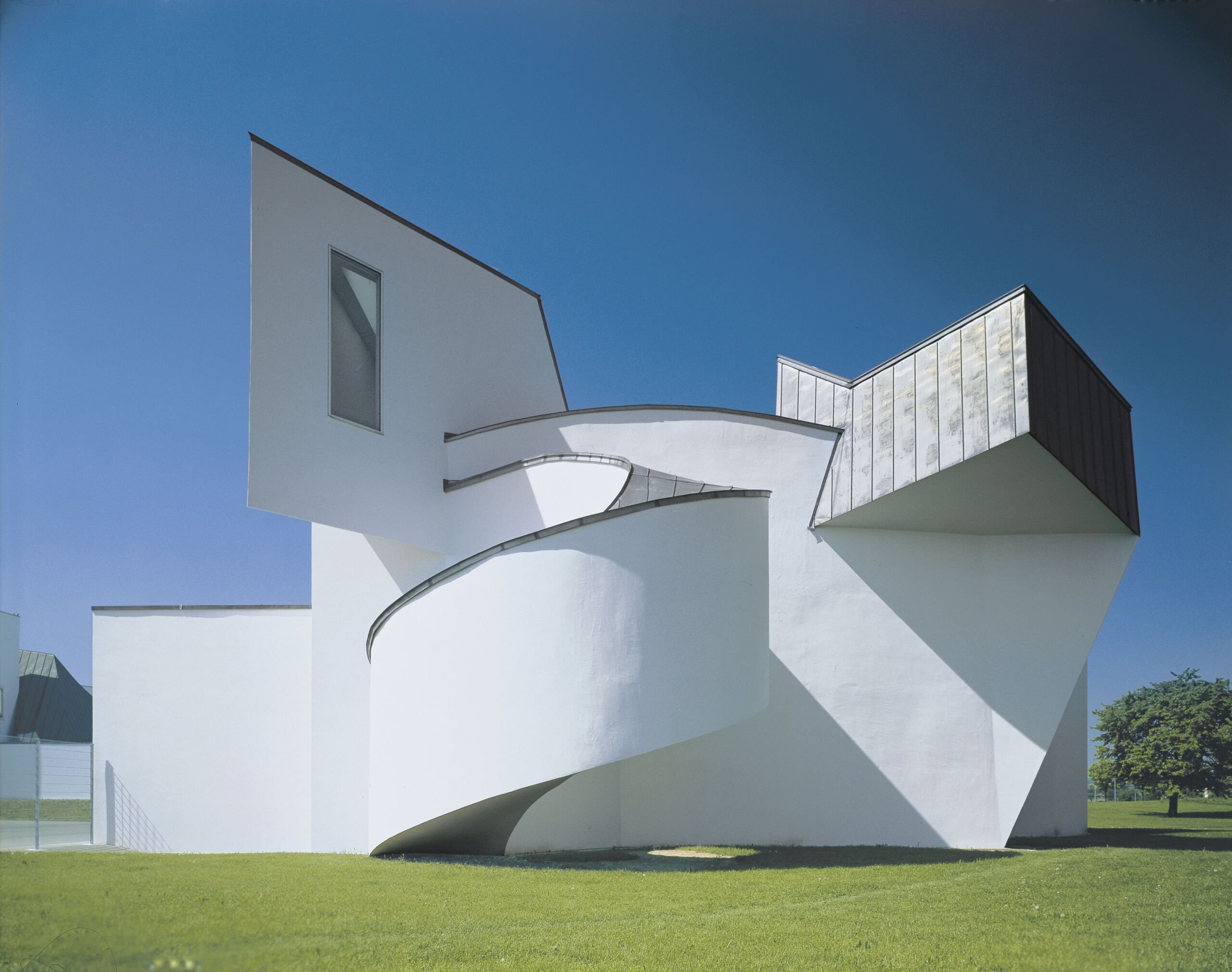 05vitra Design Museum Frank Gehry 1989 C062fecc 