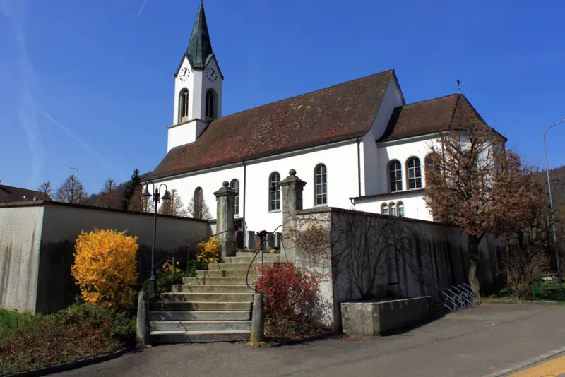 Speisis-Burgerwagen auf dem Kirchplatz