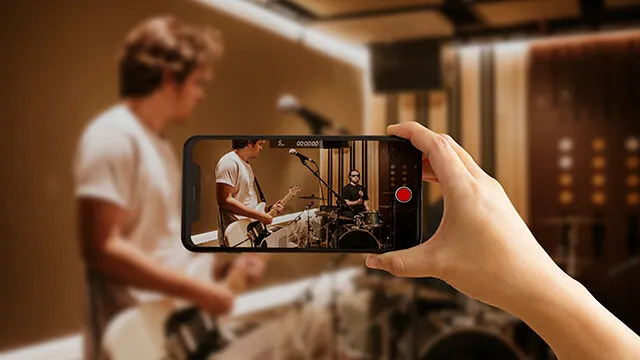 Phone recording live music performance, in the studio