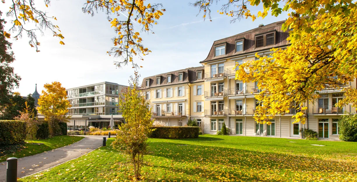 Park-Hotel im Herbst
