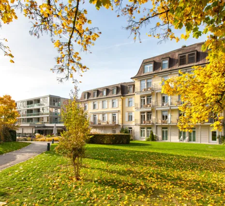 Park-Hotel im Herbst