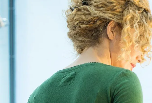 Frau in Long-Covid-Rehabilitation