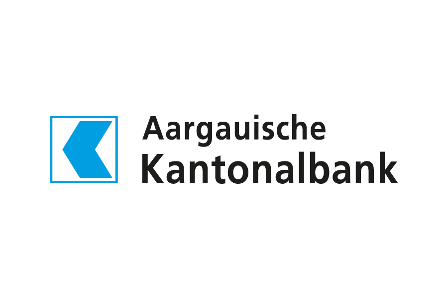 Logo der Aargauischen Kantonalbank mit einem blauen Pfeil in einem Quadrat und dem Schriftzug „Aargauische Kantonalbank“ in schwarzer Schrift.