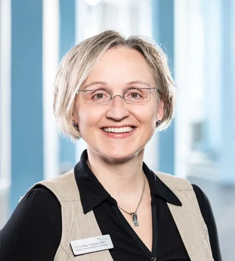 Corina_Schuster_web.jpg