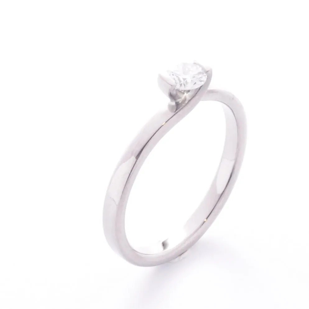 Solitaire Ring Weissgold mit Brillant