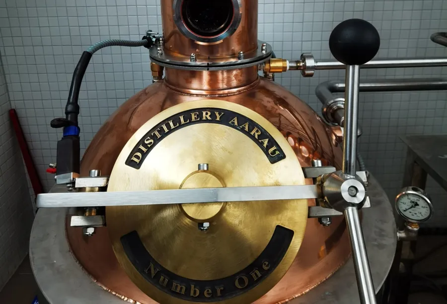 Die Distillery Aarau produziert den Gin «Monkey in a bottle». Die Distillery Aarau produziert den Gin «Monkey in a bottle».