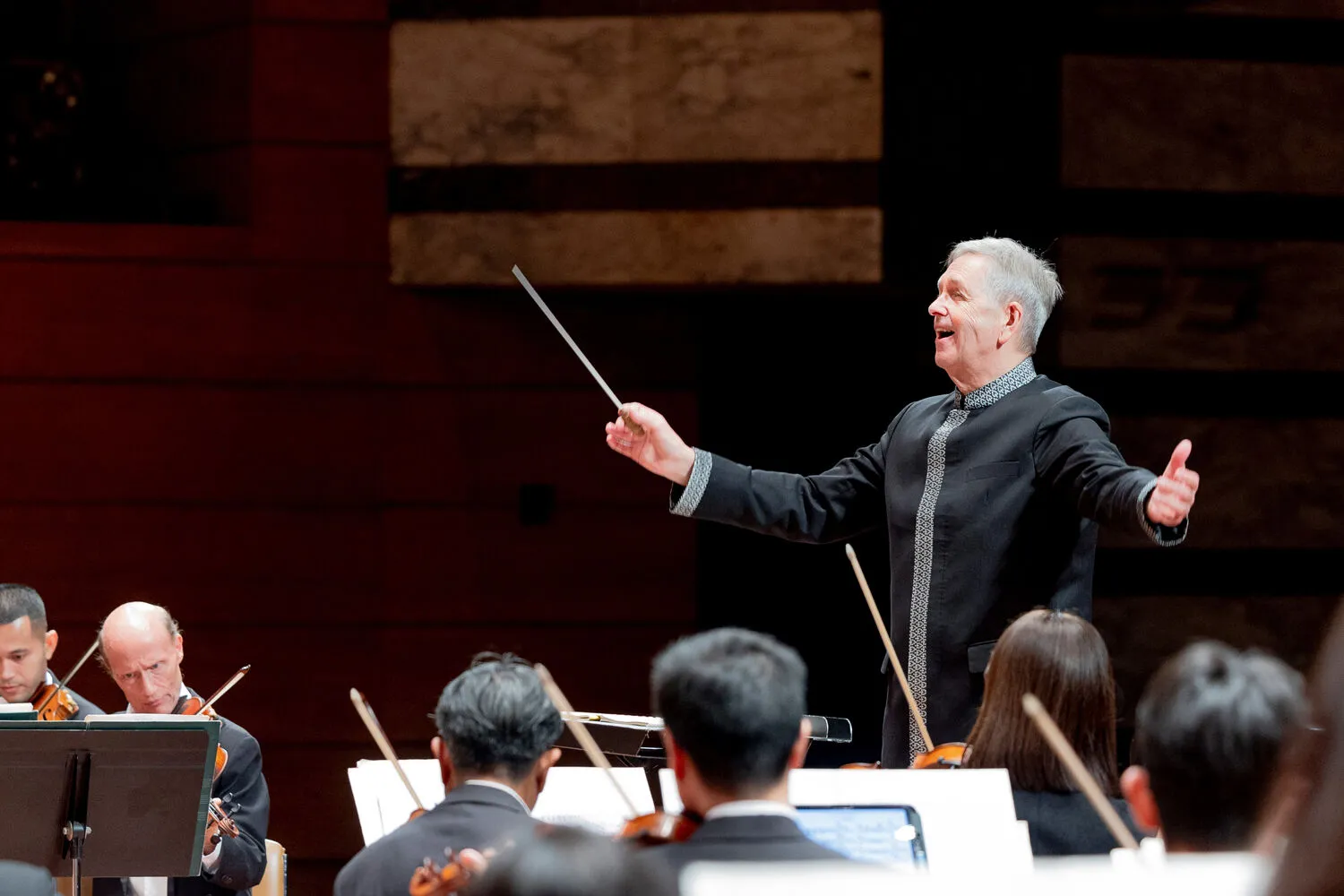 Wein - Symphonie mit Douglas Bostock Wein - Symphonie mit Douglas Bostock