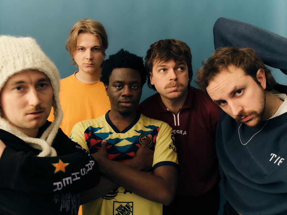 Easy Easy (DE) + DIVEBAR YOUTH (AT)