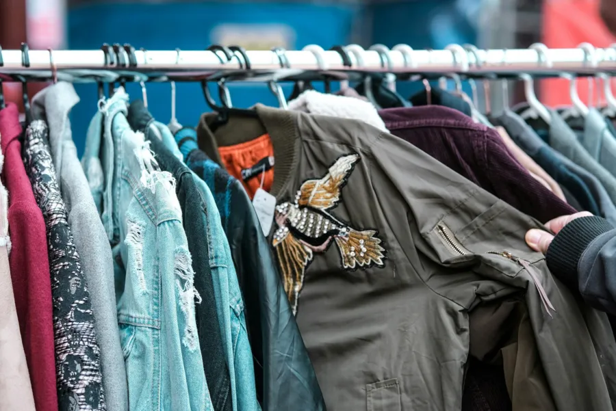 Trash Second Hand und Tante Emma Mietmarkt schenken deinem alten Zeug nochmals ein neues zu Hause.