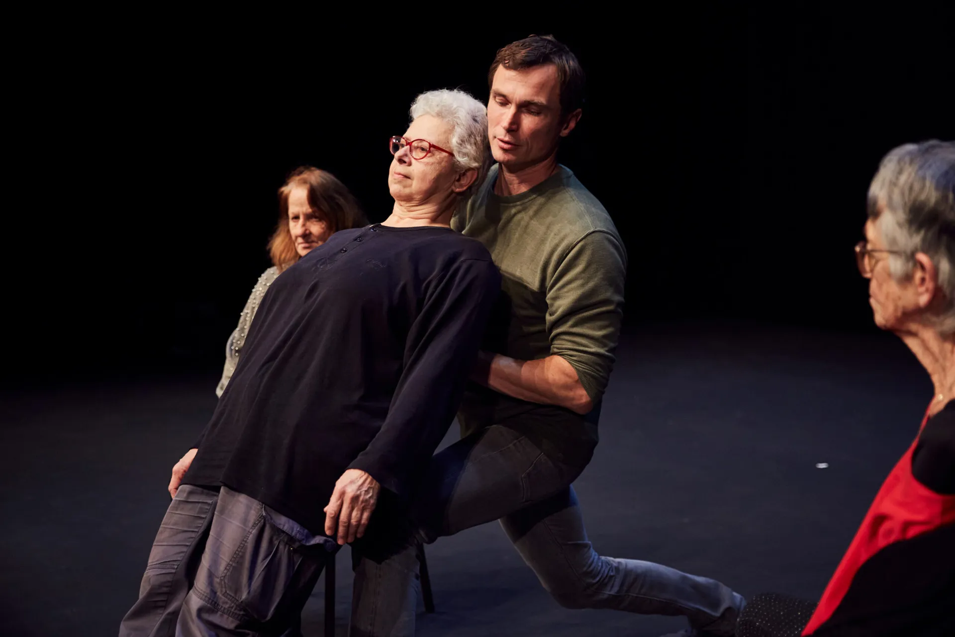 cirqu' | Projekt Grand-mère cirqu' | Projekt Grand-mère