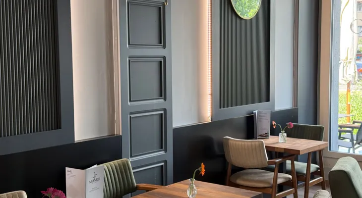 Monro Coffee & Brunch