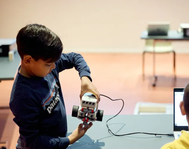 Create&Play: Lego Robotics