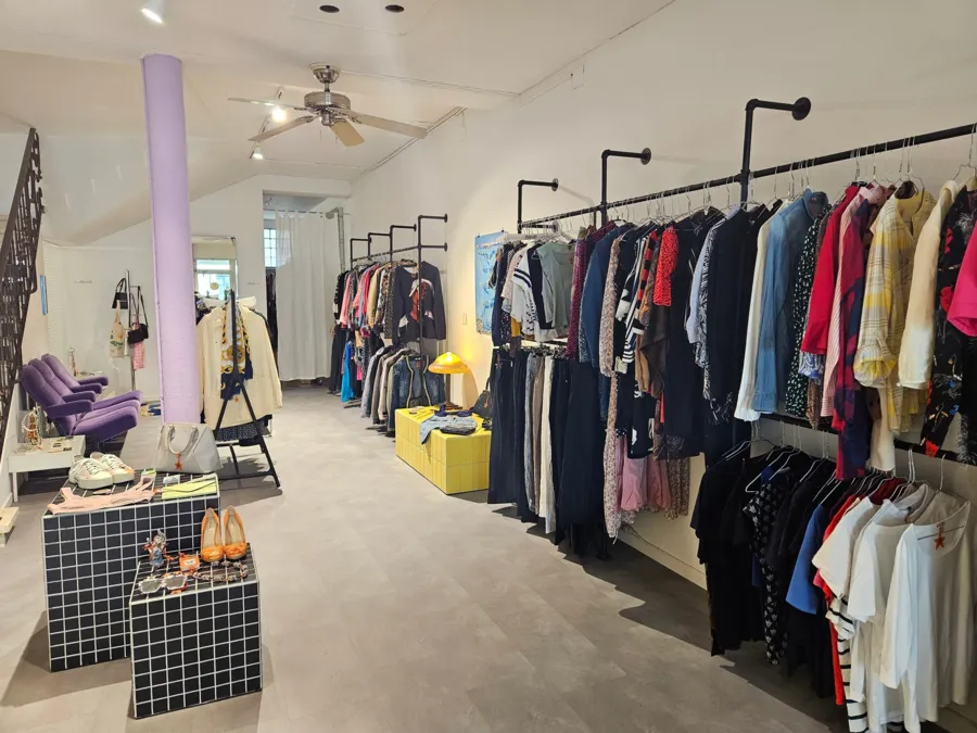 Angefangen hat alles mit dem Wunsch nach mehr Secondhand Mode in Aarau.