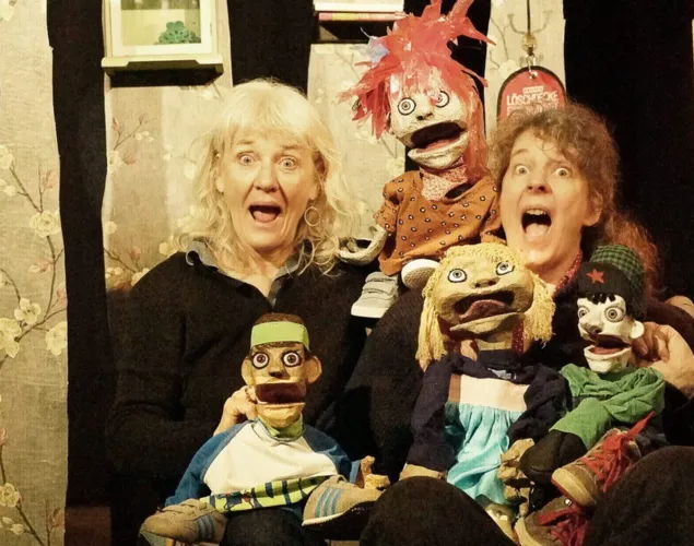 Füür Lili – Die Nachbarn & Lowtech Magic Füür Lili – Die Nachbarn & Lowtech Magic