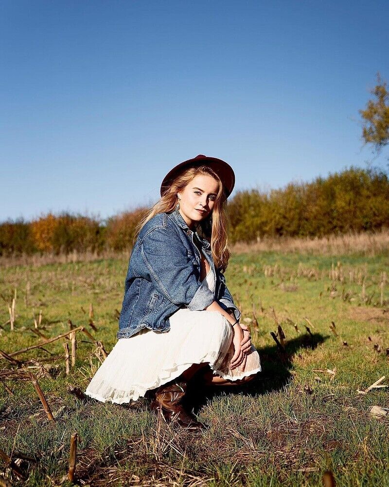 Rhiannon Page - live i de Bar