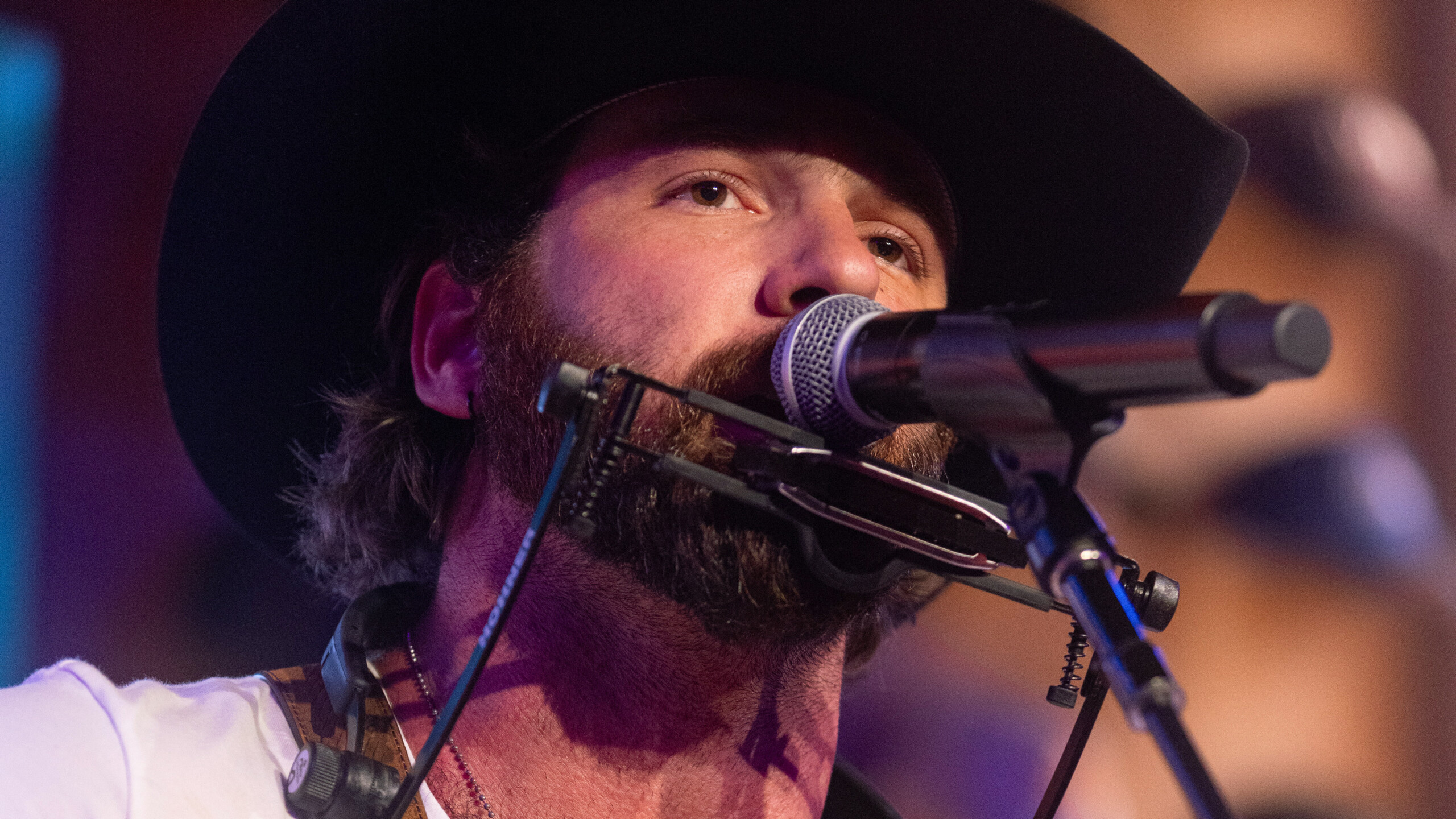 Sawyer Firkins - live i de Bar