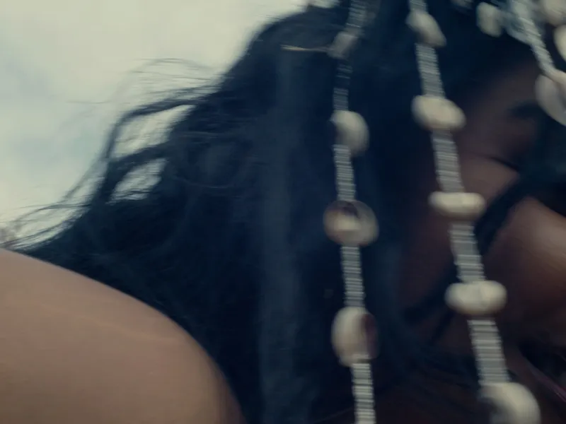 DIVINA: Filmpremiere & Plattentaufe