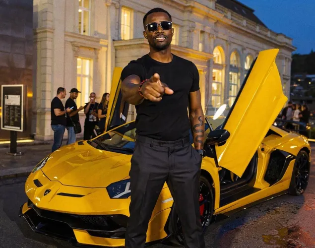 Talk mit Comedian Charles Nguela