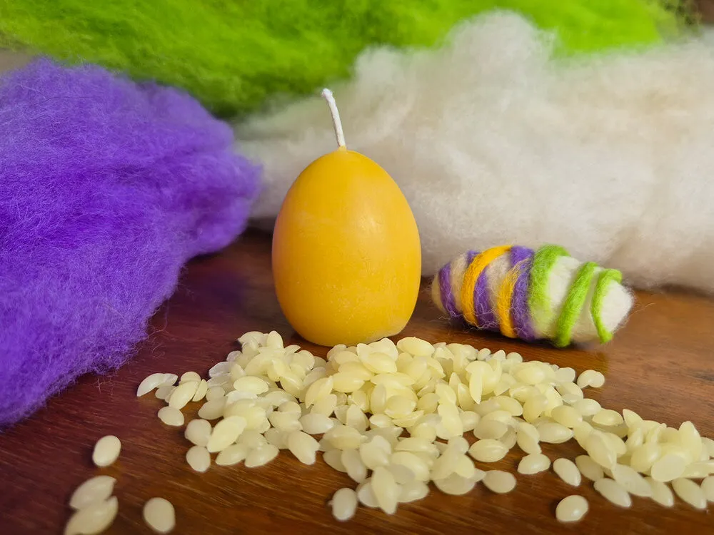 Osterbasteln: Dinoeier filzen & Eierkerzen giessen