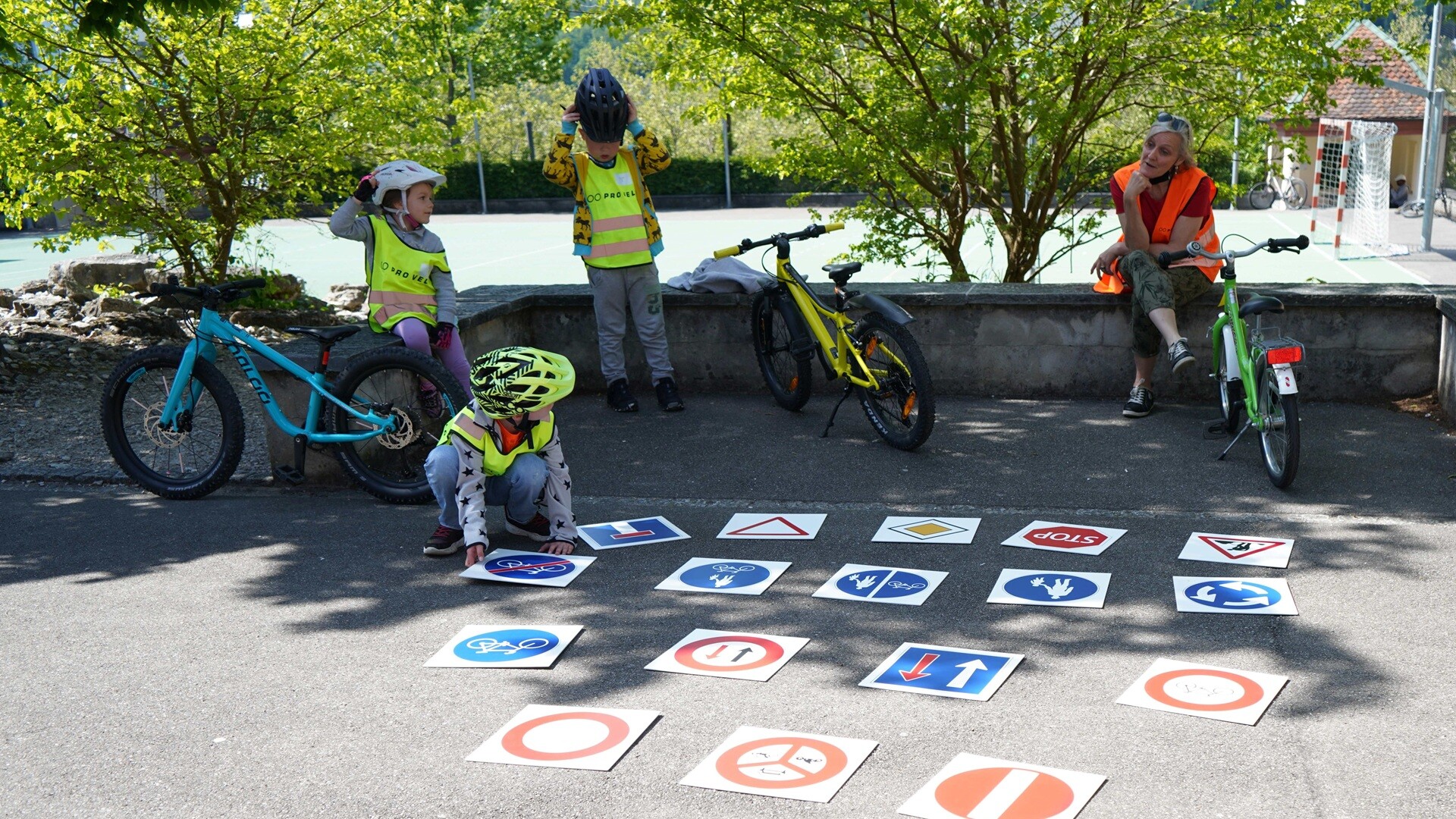 Pro Velo Kurs A für Kinder: «Sicheres Terrain»