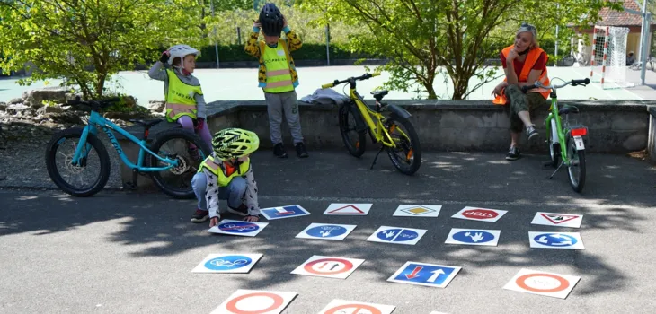 Pro Velo Kurs A für Kinder: «Sicheres Terrain»