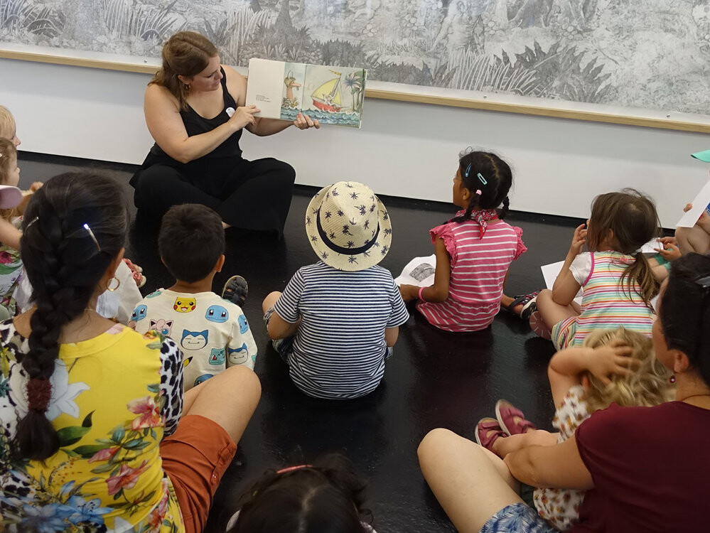 Bilder, Bücher, Brücken. Zum Schweizer Vorlesetag