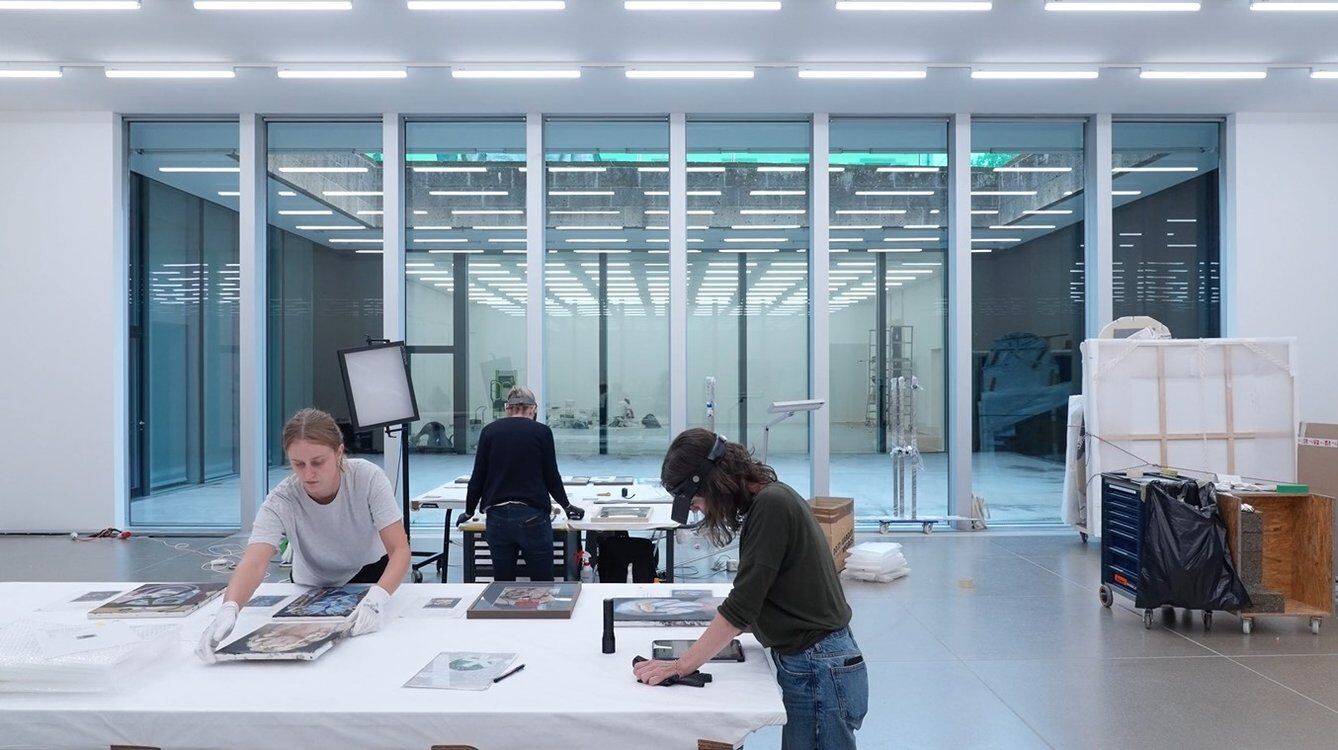 Spätschicht Kunst. Museumsarbeit und Kunst