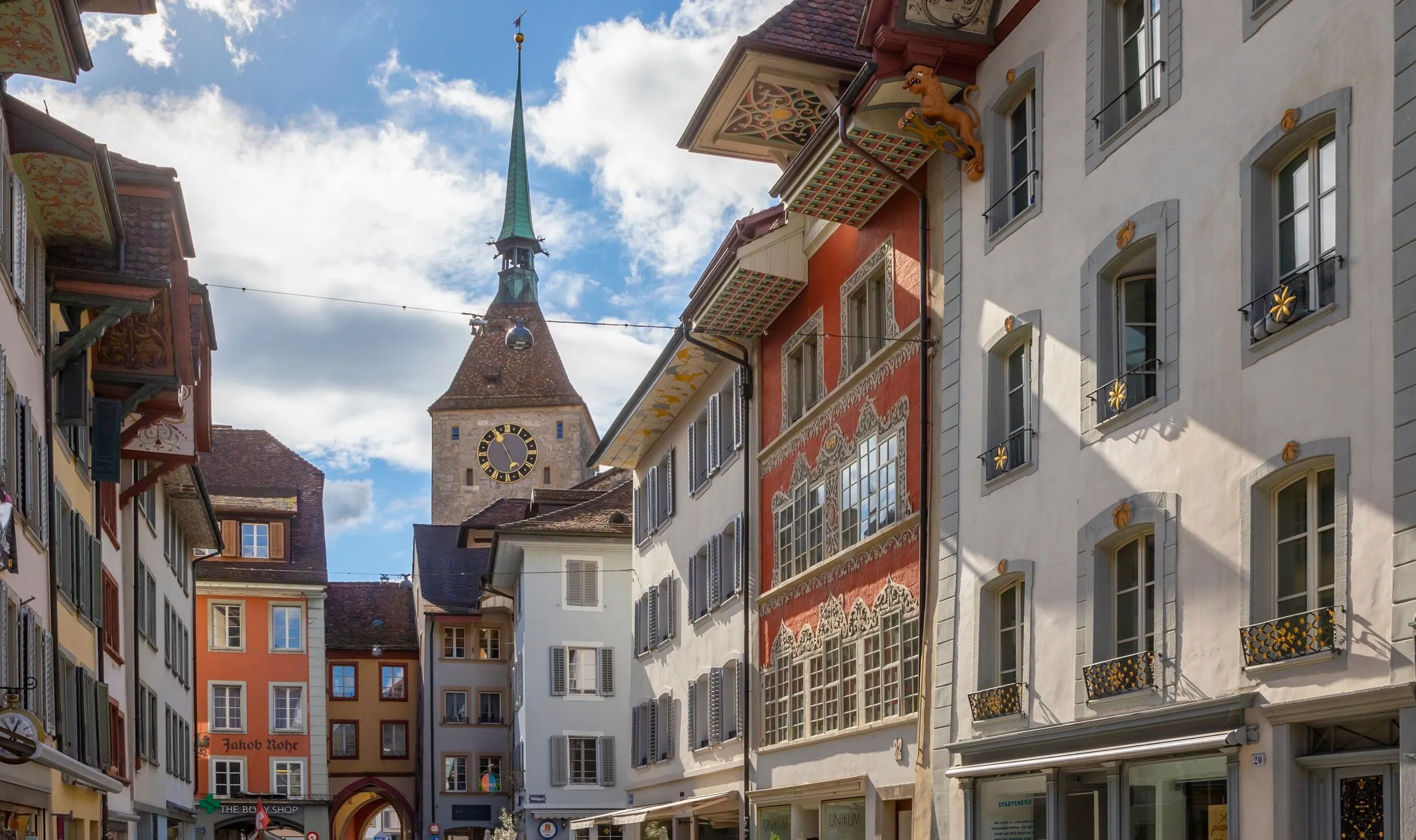 Aarau überrascht