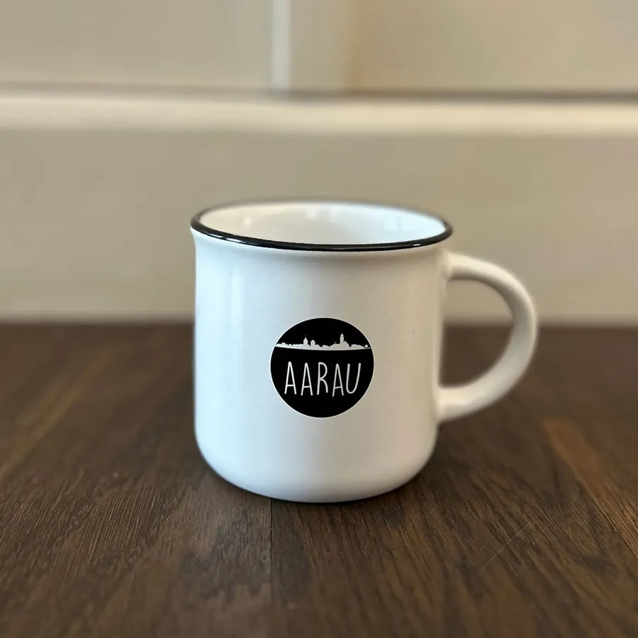 Aus einer Aarau Tasse zu trinken macht gute Laune. Aus einer Aarau Tasse zu trinken macht gute Laune.