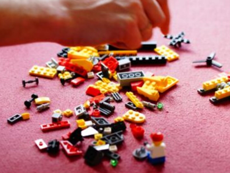 Stadtbibliothek Lose und Lego
