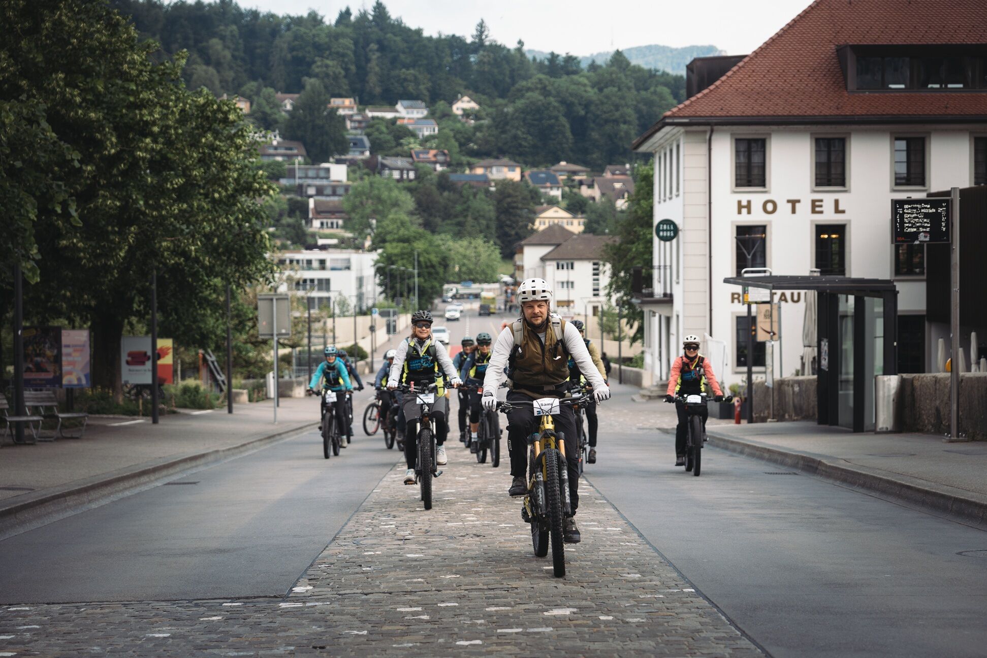 Aarau überrascht - die Bikerinnen und Biker trafen in Aarau beste Bedingungen an.