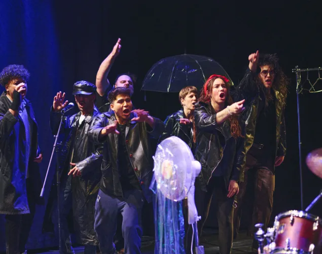 EINISCH E MEINIG, BITTE!  EINISCH E MEINIG, BITTE!