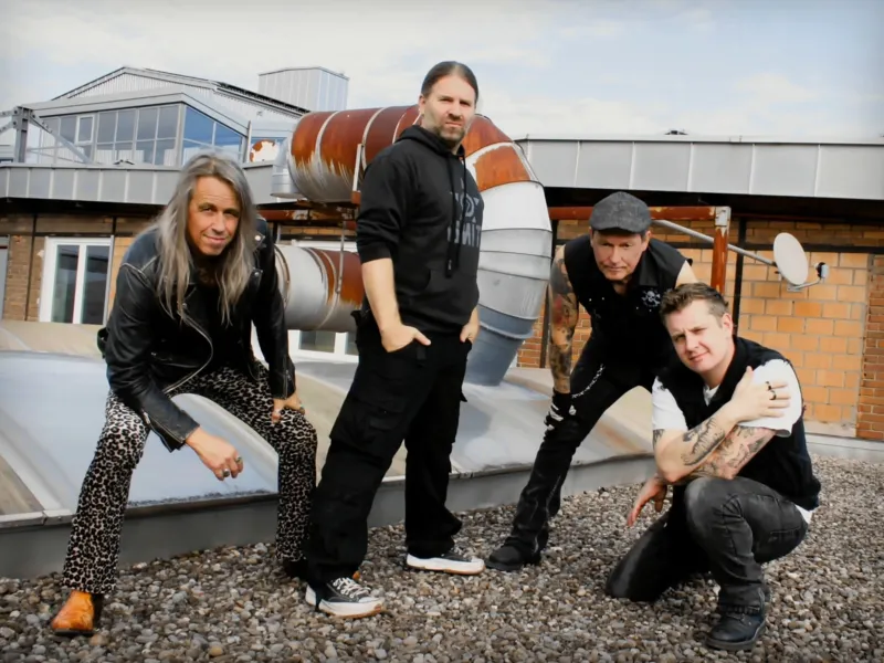 Kilmister (CH) | Support: Hydrahog (CH)