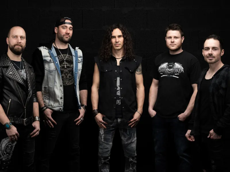 Fire Rose | Crimson Crown | Elcano