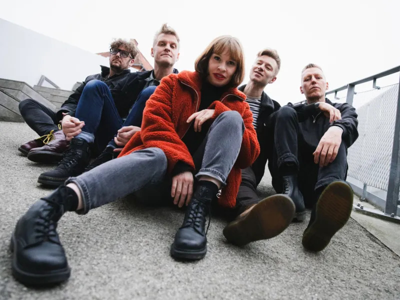 Skinny Lister (UK)