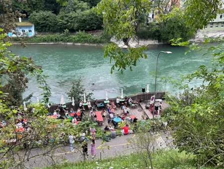 50% Rabatt auf Spritz im Triebguet oder 2f1 Rosé Prosecco inkl. Pane im Armando's 