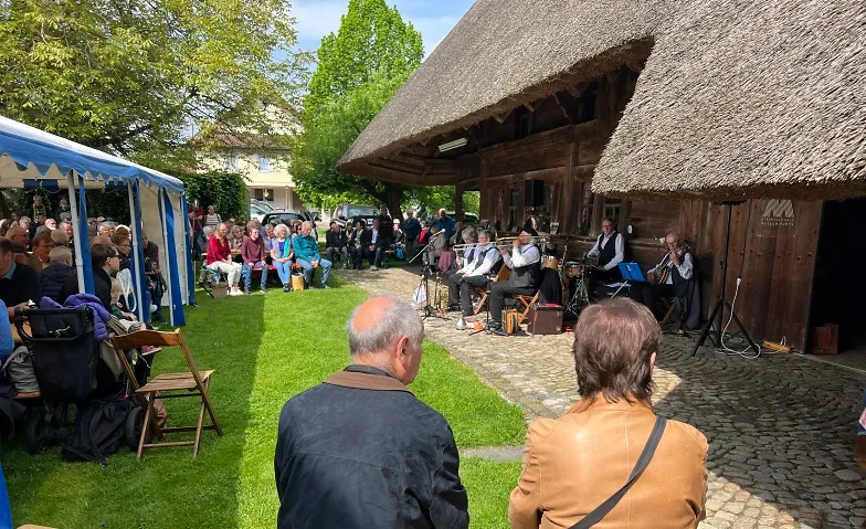 Jazz-Sonntag im Strohdachhaus