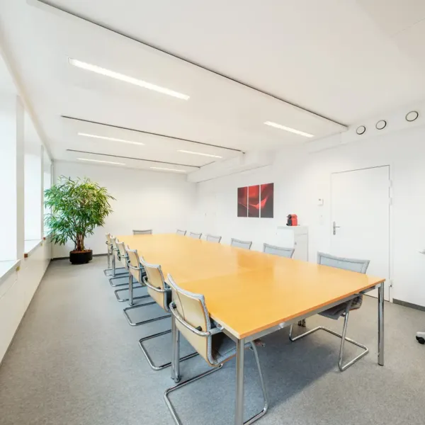 Grosses Sitzungszimmer "Rot"