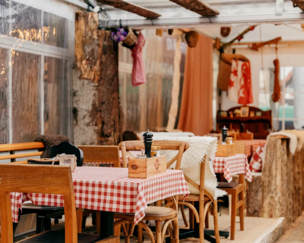 Chalet-Stimmung mitten in der Stadt