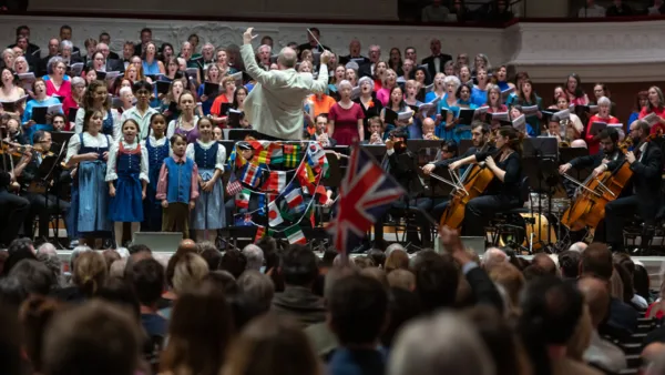 BASEL PROMS
Galaevent - Celebrating the Sound of Music

Basler Festival Orchester
Basel Proms Chorus
David Lawrence, Leitung
Tony Yike Yang, Klavier
Beverley Worboys, Sopran
Mark Stone, Bariton
David Blunden, Orgel

2. November 2024
Stadtcasino Basel...