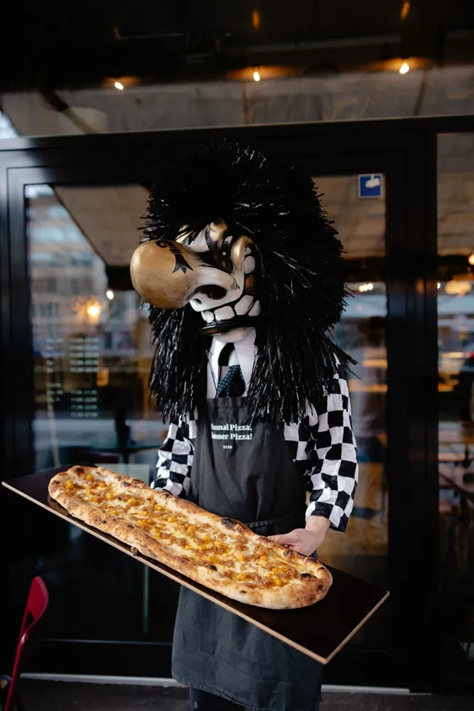 Vito hat eine Fasnachts-Pizza kreiert ...