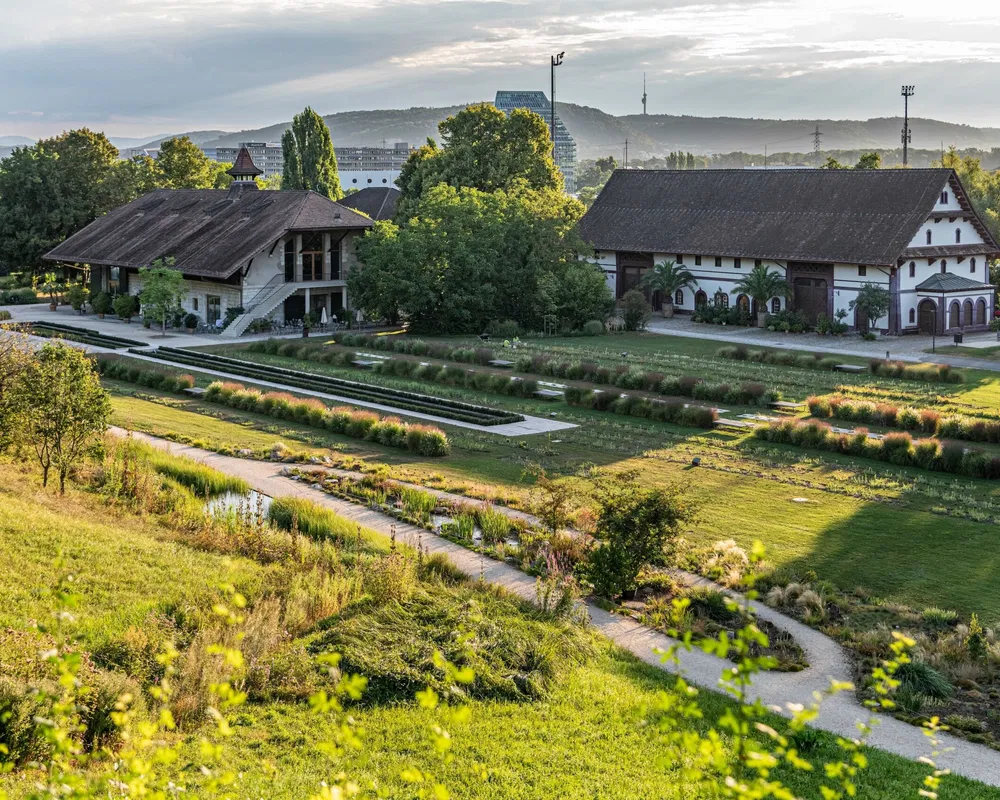 Aussicht auf die herbstliche Stadt
