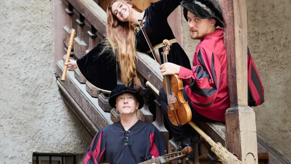 «Masks, Fancies and Confetti» – Silvester-Nachtklang