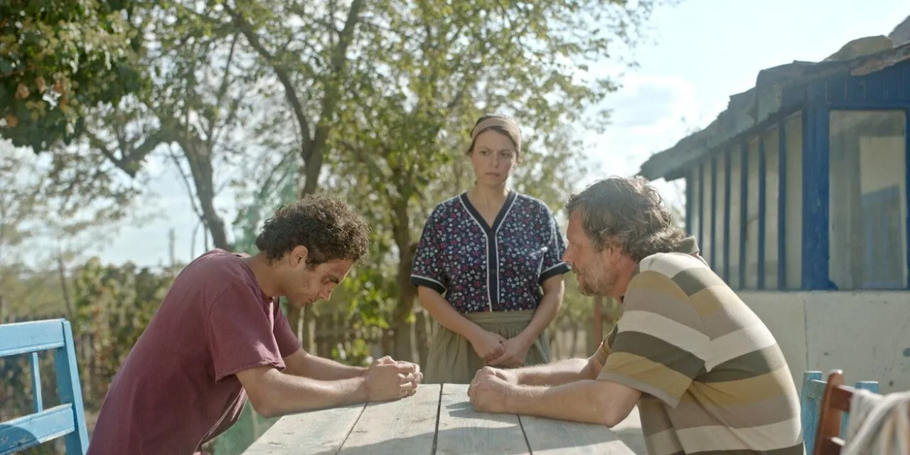 Trei Kilometri Pana La Capatul Lumii