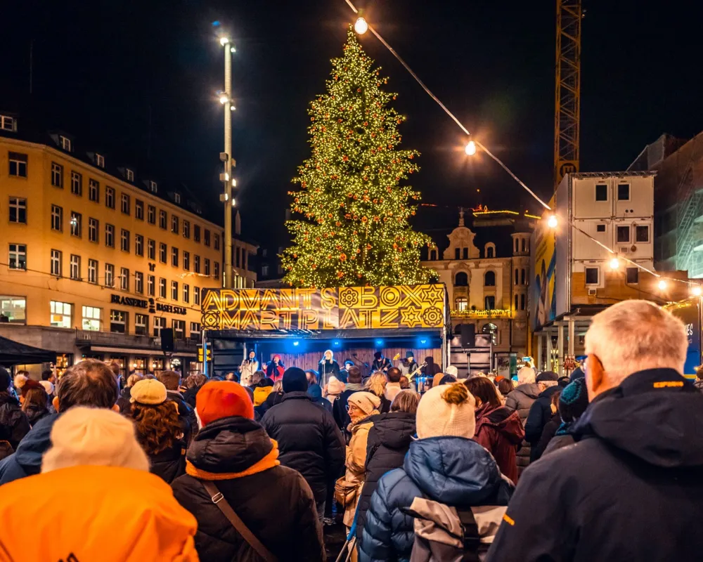 Weihnachtsdorf mit Genuss & Live-Musik