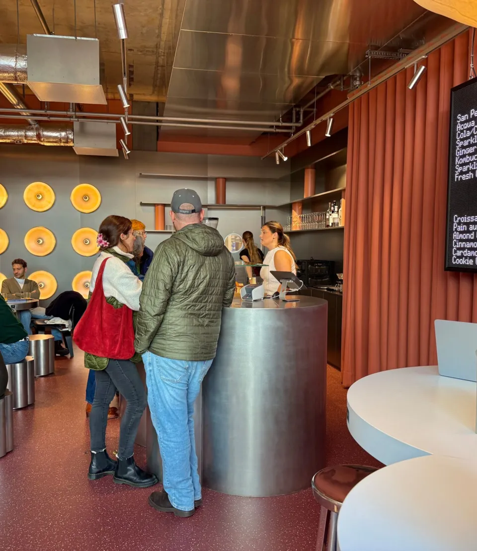 DRAFT Coffee serviert Aussicht & Genuss