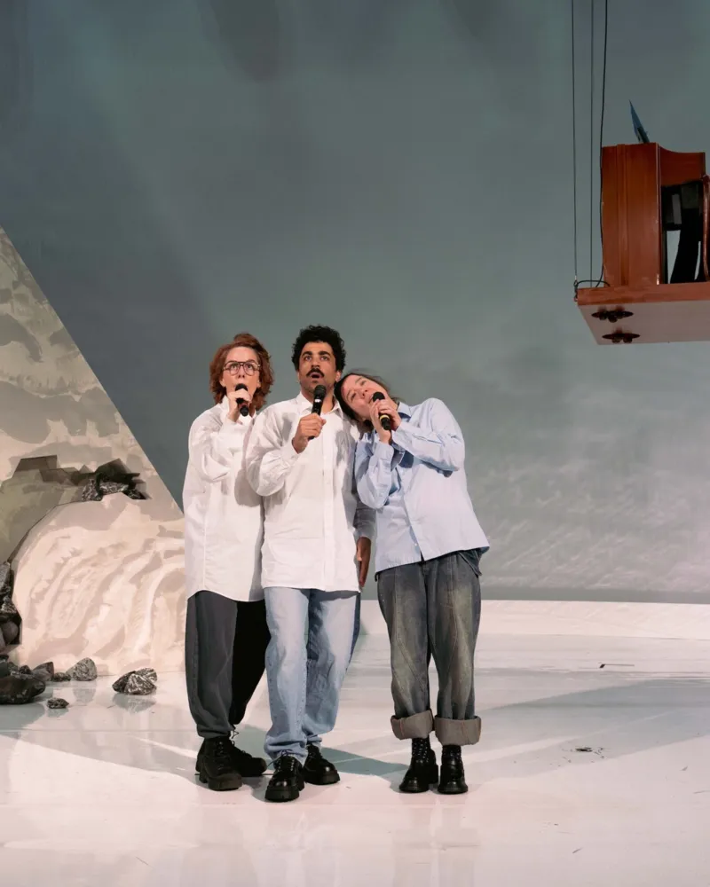 Von Idyllen und Wölfen in Schafspelzen 