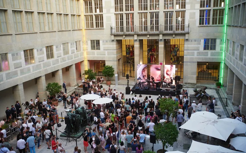 YARD – Live-Musik im Innenhof