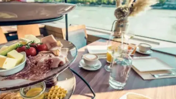 1. August Brunch auf der MS Rhystärn