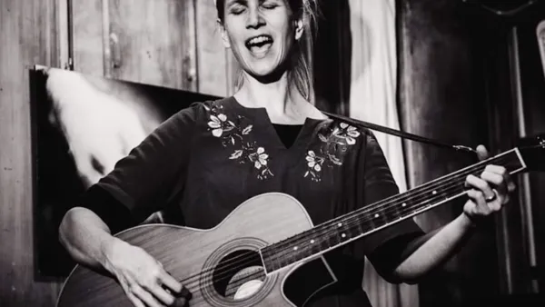 Jodel Talk & Solo Konzert mit Seraina Clark